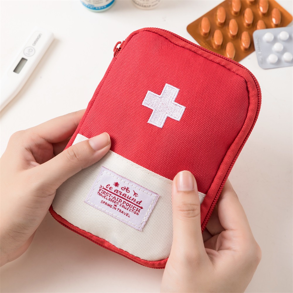 First Aid Kit Pouch Home Medic - đánh giá và giá Bivy Bag Emergency